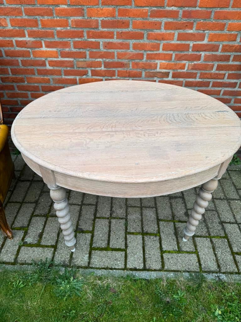 Mechelse tafel, Ophalen, Zo goed als nieuw