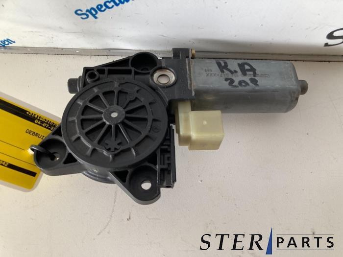 Raammotor Portier van een Mercedes C-Klasse, Ophalen of Verzenden, 3 maanden garantie, Gebruikt, Mercedes-Benz