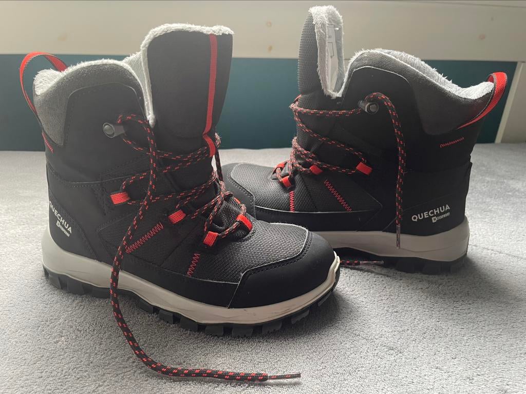 Chaussures randonnée imperméables - taille 35, Enlèvement, Chaussures