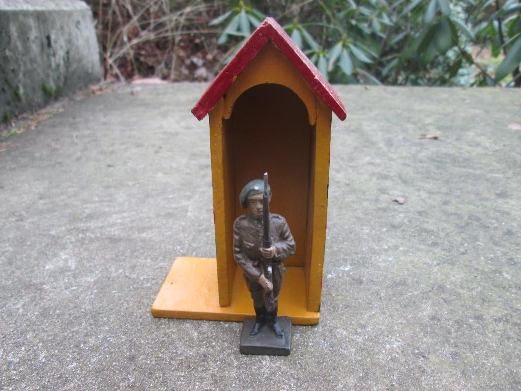 LINEOL Ardense jager ABBL op wacht in wachthuisje, TOP staat, Collections, Enlèvement ou Envoi