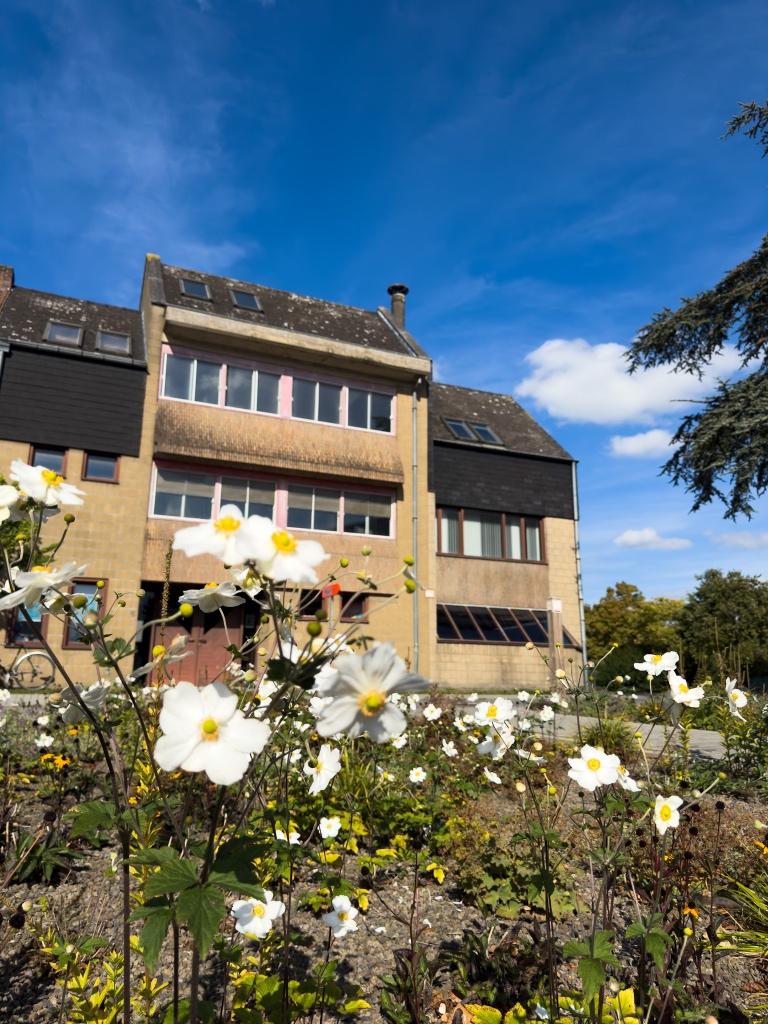 Ruimte voor bureau of atelier, met berging en meer..., Zakelijke goederen, Bedrijfs Onroerend goed, Kantoorruimte, Huur
