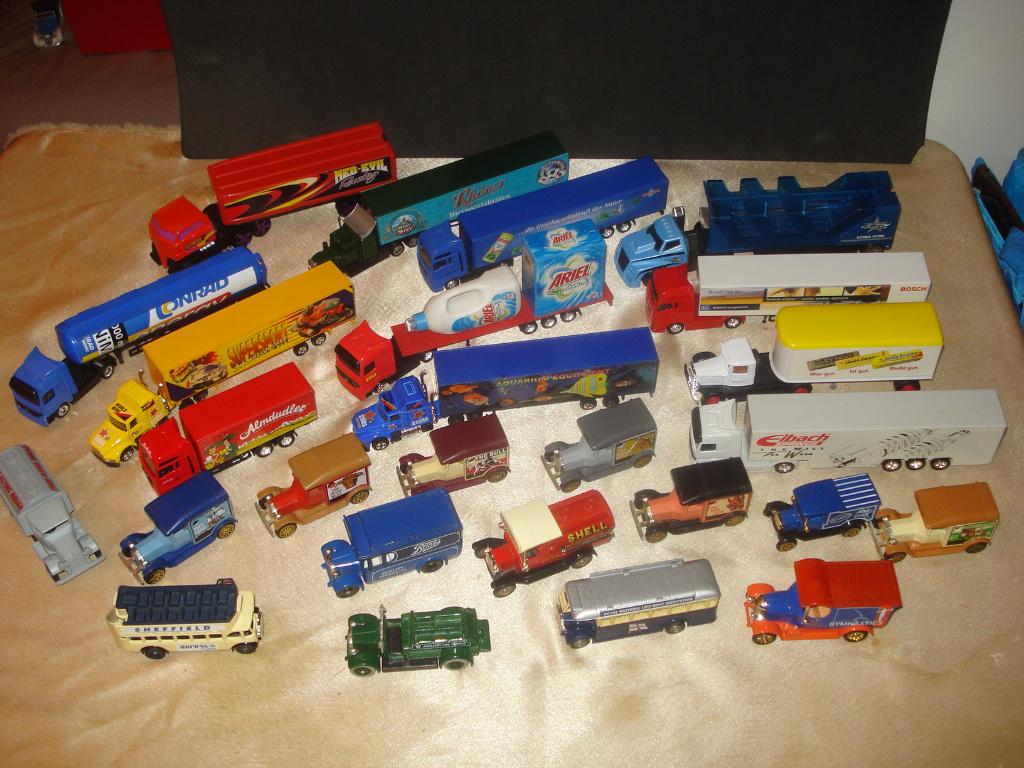 Gros Lot de Camions et Semi-Remorques Publicitaires Neufs, Hobby en Vrije tijd, Modelauto's | 1:32, Nieuw, Bus of Vrachtwagen