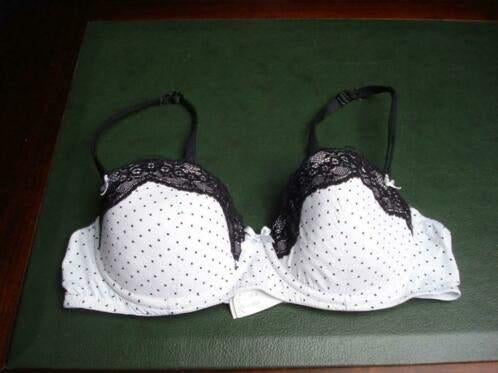 C&A beha, dames/meisjes. mt 75B, C&A, Enlèvement ou Envoi, Blanc, Soutien-gorge