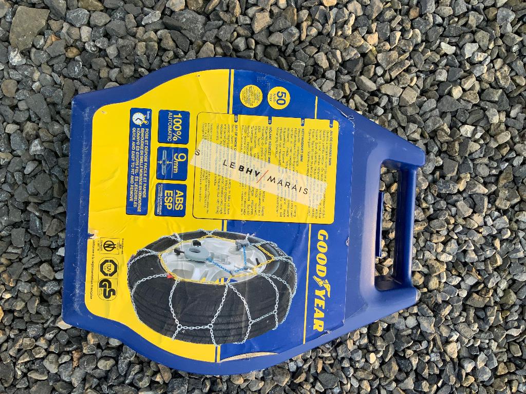 Chaines neige pneus, Enlèvement, Neuf