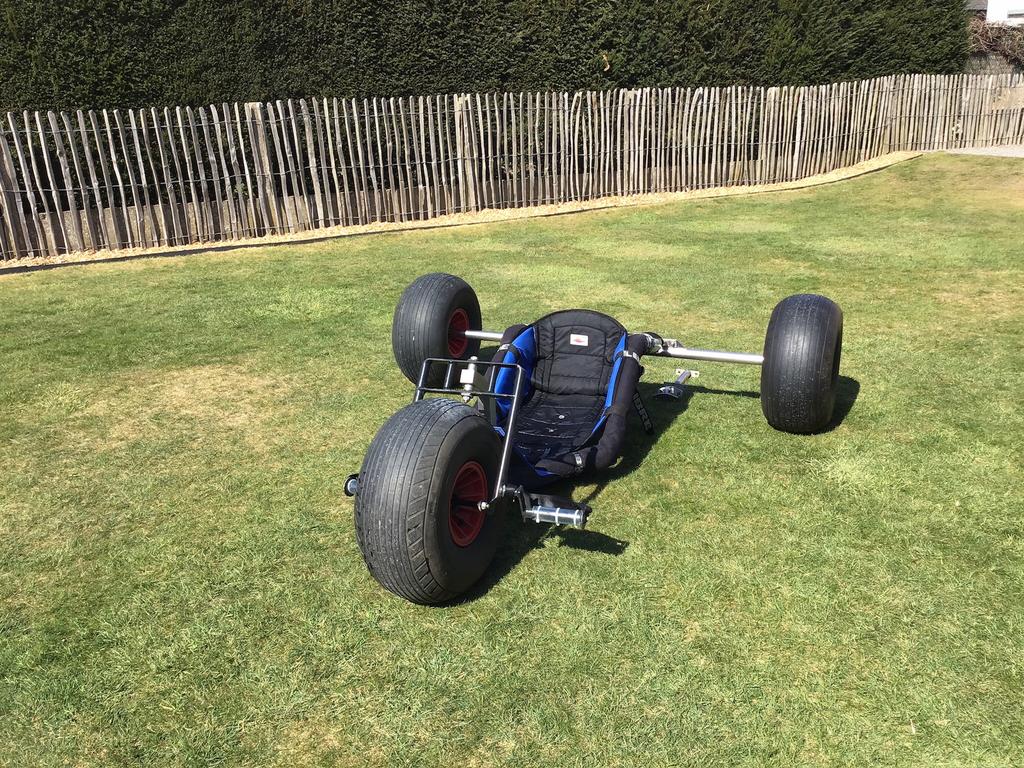 Kite buggy, Ophalen, Zo goed als nieuw, Kite