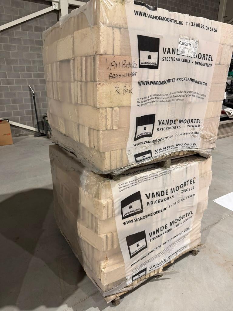 Gevelsteen Vande Moortel Linea 9001 - 1400 stuks, Enlèvement, Neuf, Briques