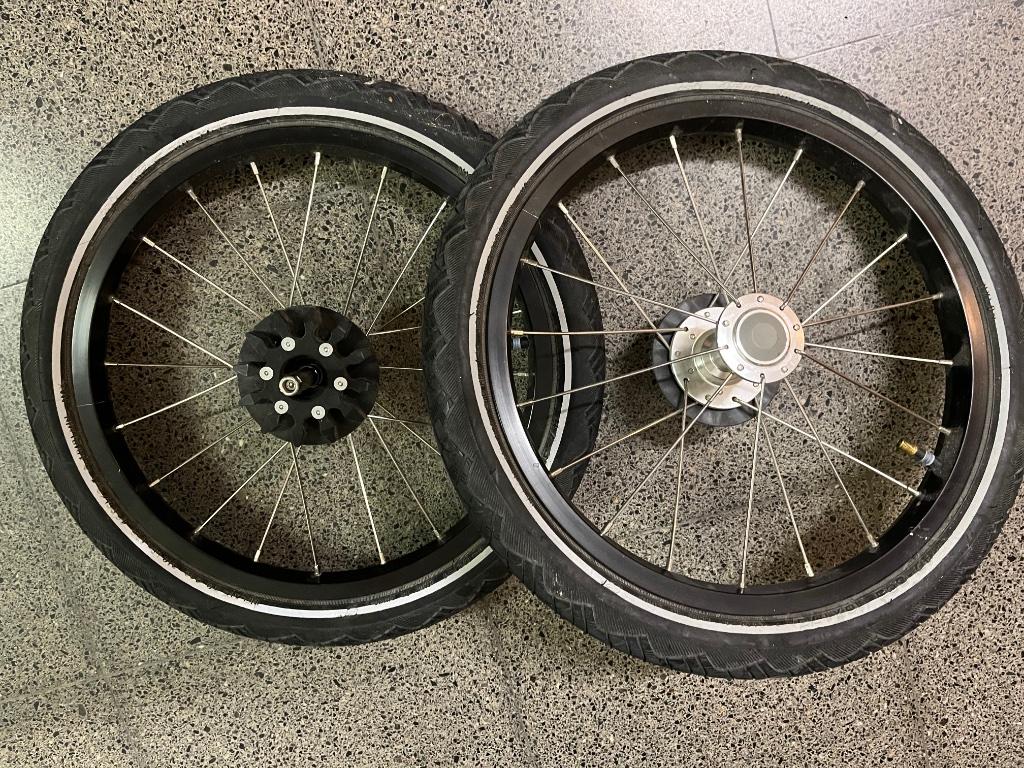 wielen Croozer, Fietsen en Brommers, Fietsaccessoires | Aanhangwagens en Karren, Ophalen, Zo goed als nieuw, Hondenkar, Croozer