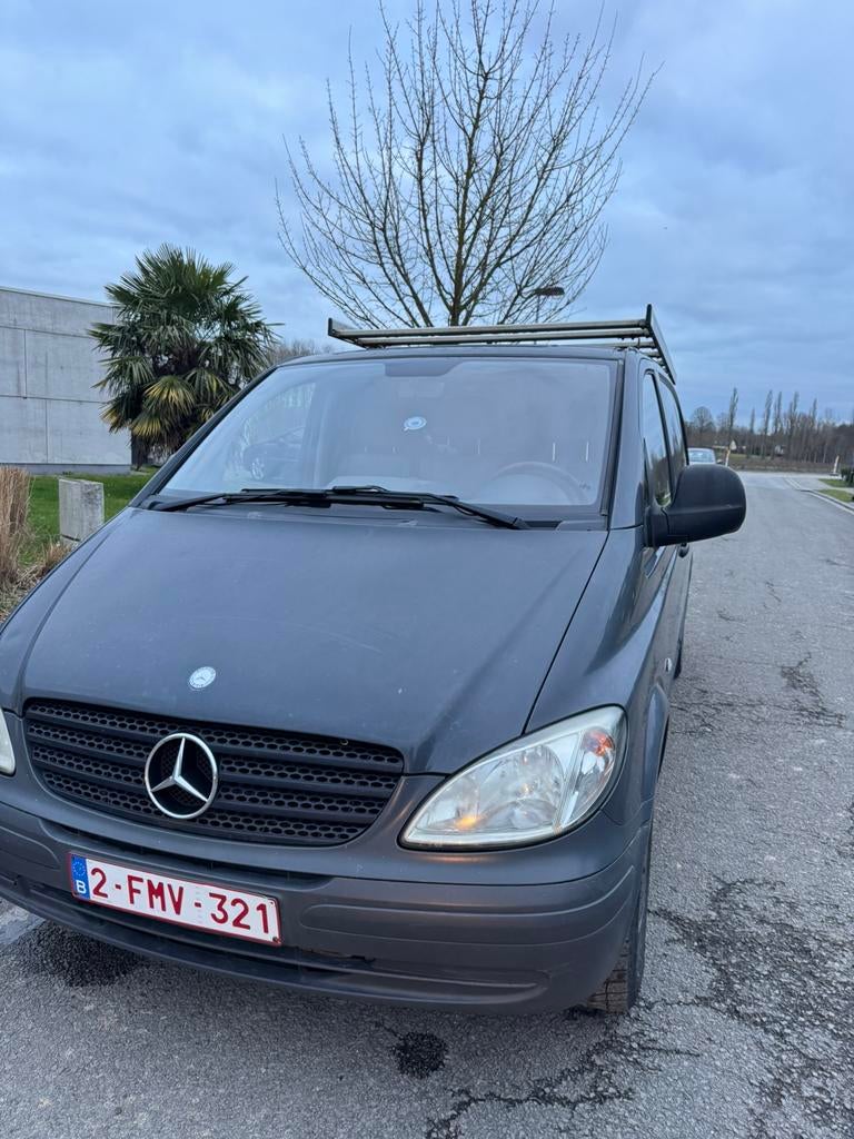 Mercedes Vito lichte vracht 111CDI, 4 deurs, Zwart, Grijs, Particulier
