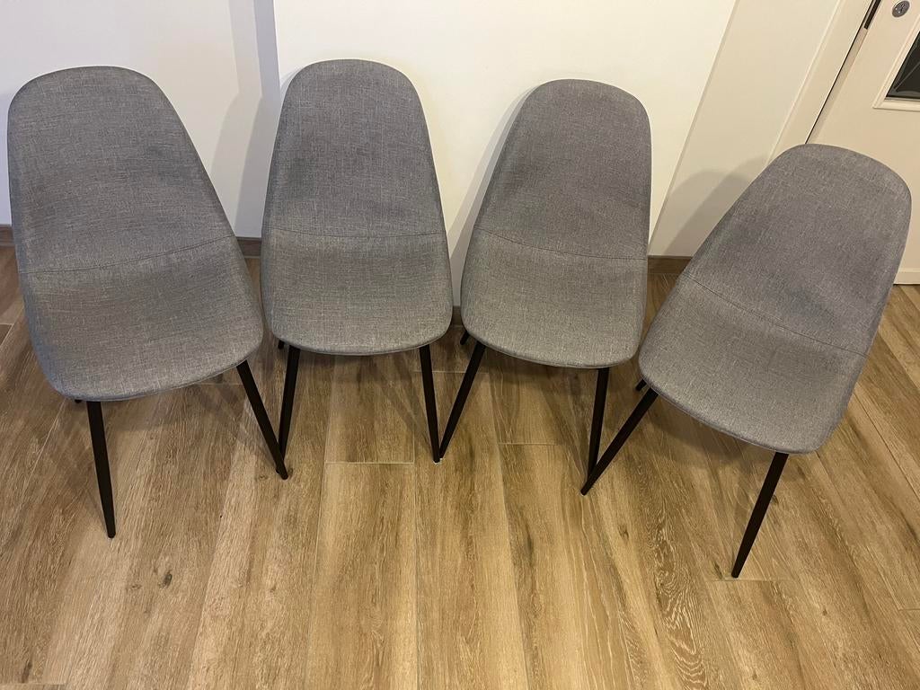 4 eetkamerstoelen Juntoo, Ophalen, Zo goed als nieuw