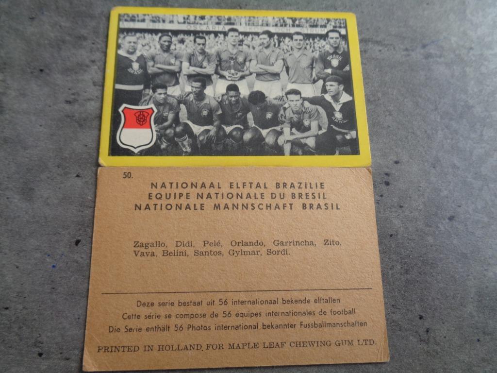 VOETBAL MAPLE LEAF KAART 1960 TEAM BRAZIL PELE, Ophalen of Verzenden, Sticker