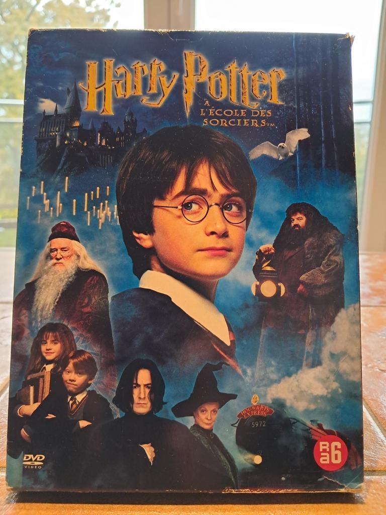Dvd Harry Potter à l'école des sorciers, CD & DVD, À partir de 6 ans, Enlèvement ou Envoi, Science-Fiction, Coffret