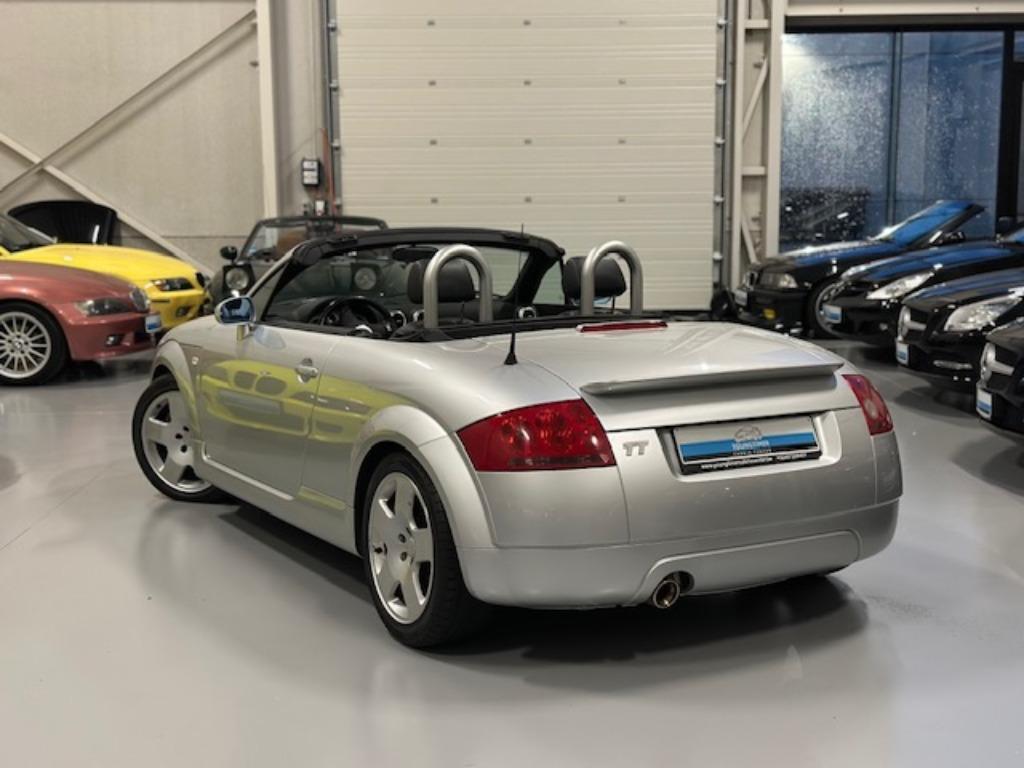 Audi TT 1.8i Turbo 20v Roadster | Sportuitlaat | Verlaging, Auto's, Audi, TT, Zwart, 4 cilinders, Cabriolet