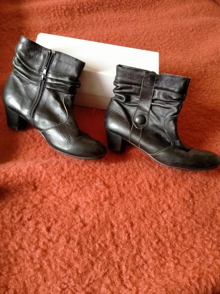 Zwarte enkellaarsjes,leder,ritsopzij,Damart,maat:41., Enlèvement ou Envoi, Boots et Botinnes, Porté, Damart