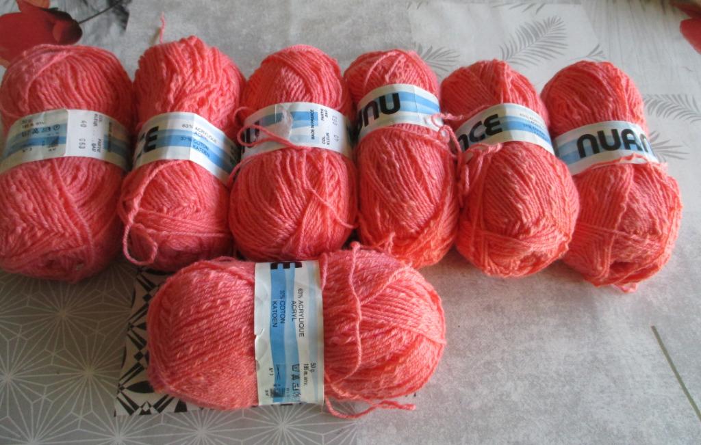 wol nuance zalmkleurig 50 gram, Hobby en Vrije tijd, Ophalen of Verzenden, Nieuw, Breien of Haken, Wol of Garen