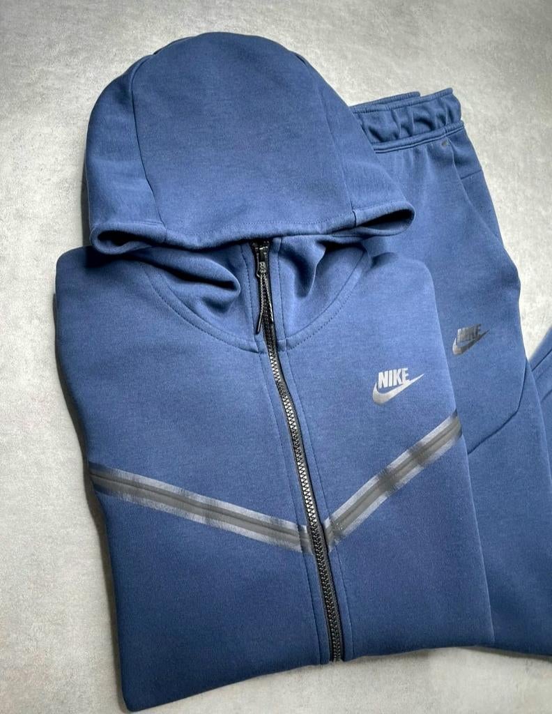 Nike Tech Fleece – Origineel Product! Sportswear, Kleding | Heren, Truien en Vesten, Ophalen of Verzenden