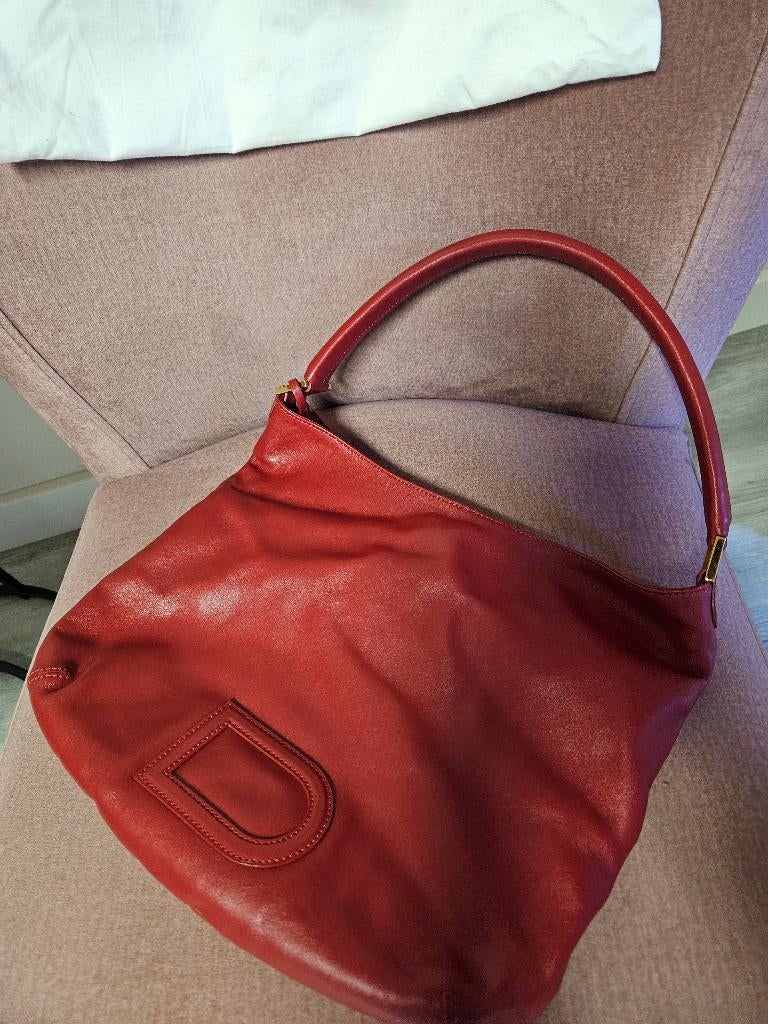 Delvaux Louise PM destrier souple Rubis, Handtassen en Accessoires, Ophalen of Verzenden, Zo goed als nieuw, Rood, Schoudertasje