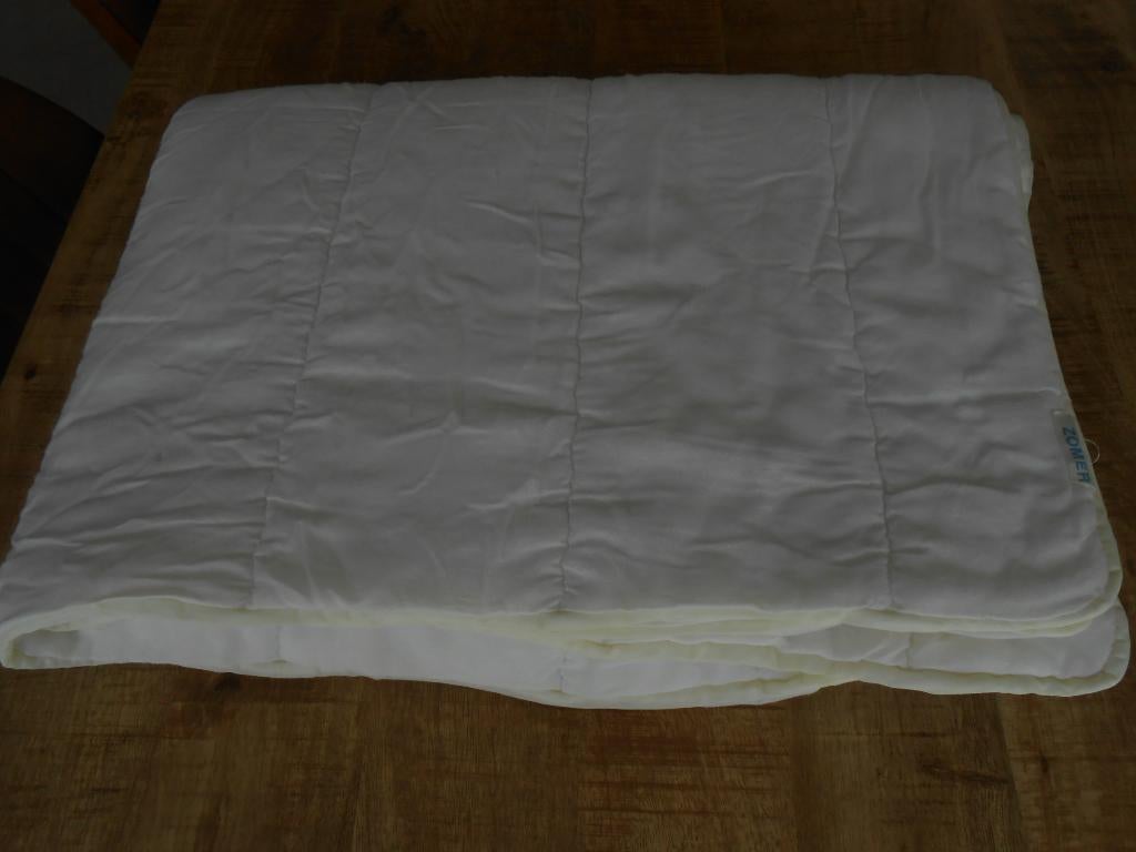 Doudou synthétique 4 saisons (1 été et 1 automne)., Une personne, Enlèvement, Utilisé, Couverture ou Couette