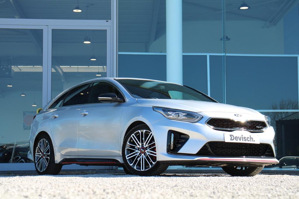 Kia ProCeed GT 1.6 T-GDi Automaat 204 PK *CAM*NAV*JBL SOUND*, Auto's, Kia, Gebruikt, 4 cilinders, Leder en Stof, Bedrijf