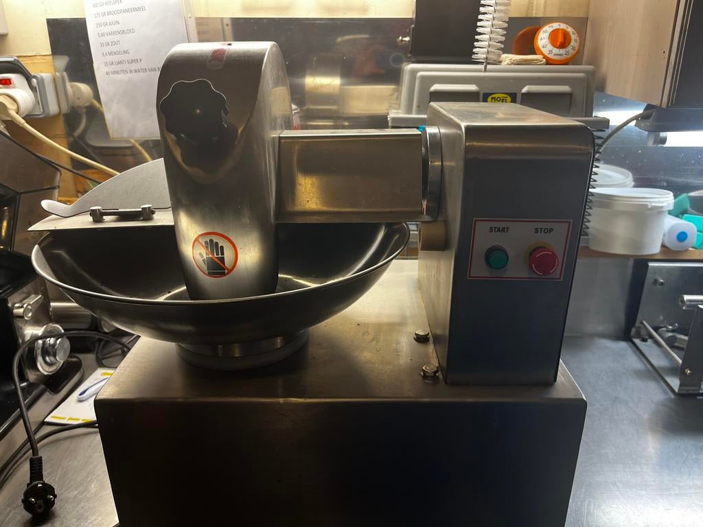 Tafelcutter, Ophalen, Zo goed als nieuw