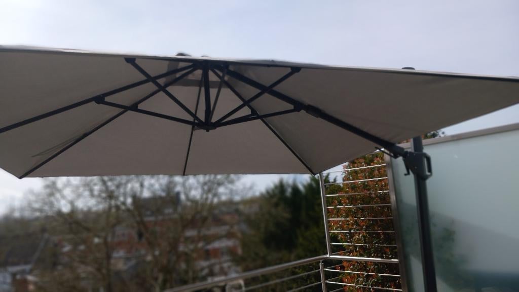 Parasol déporté 3 x 3 mètres avec socle de 120 kg, Jardin & Terrasse, Parasols, 3 à 4 mètres, Comme neuf, Enlèvement, Parasol sur pied