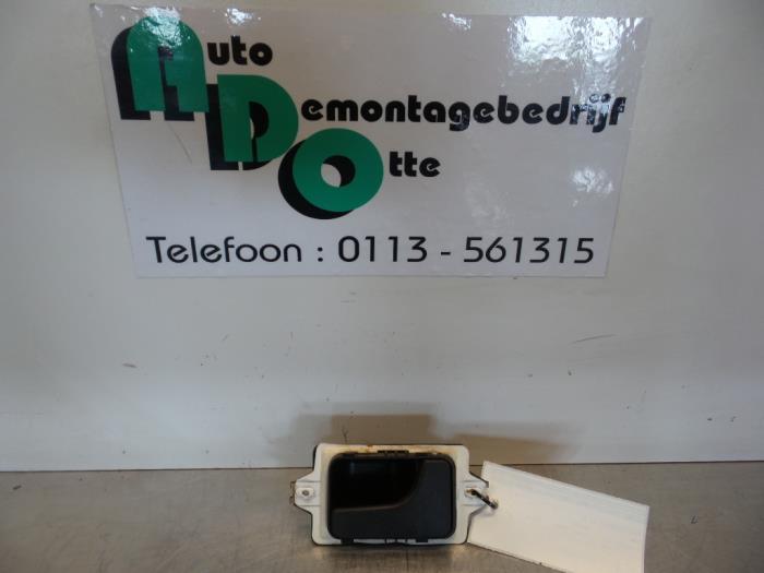 Poignée portière 4portes avant droite d'un BMW 3-Serie (3-, Autos : Pièces & Accessoires, -, Utilisé, -, -