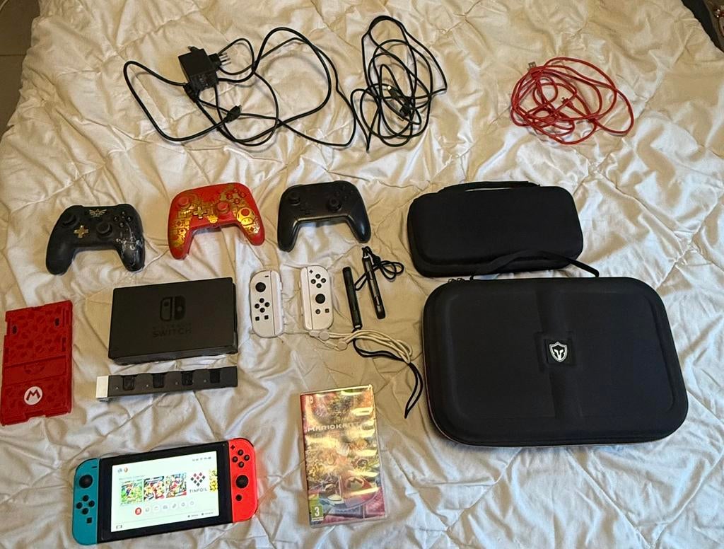 Nintendo switch - pack complet, Consoles de jeu & Jeux vidéo, Enlèvement, Comme neuf