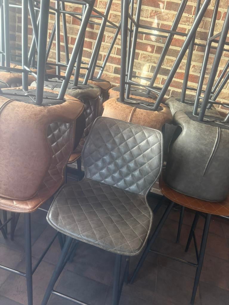 Hoge tafels & stoelen horeca, Huis en Inrichting, Stoelen, Ophalen, Zo goed als nieuw