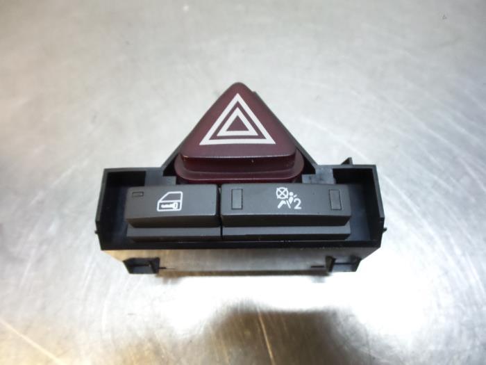 Paniekverlichtings Schakelaar van een Opel Corsa (Corsa D 07, Auto-onderdelen, Gebruikt, -, -, Opel