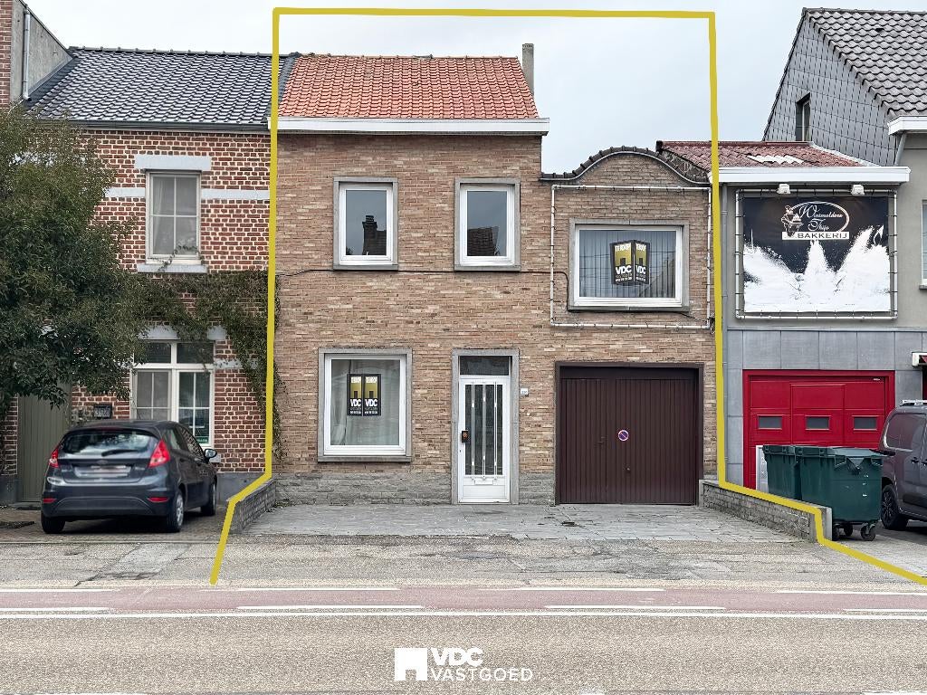 Te renoveren rijwoning met veel potentieel te Hoepertingen, Maison 2 façades, 156 m², Province de Limbourg, Tongeren-Borgloon