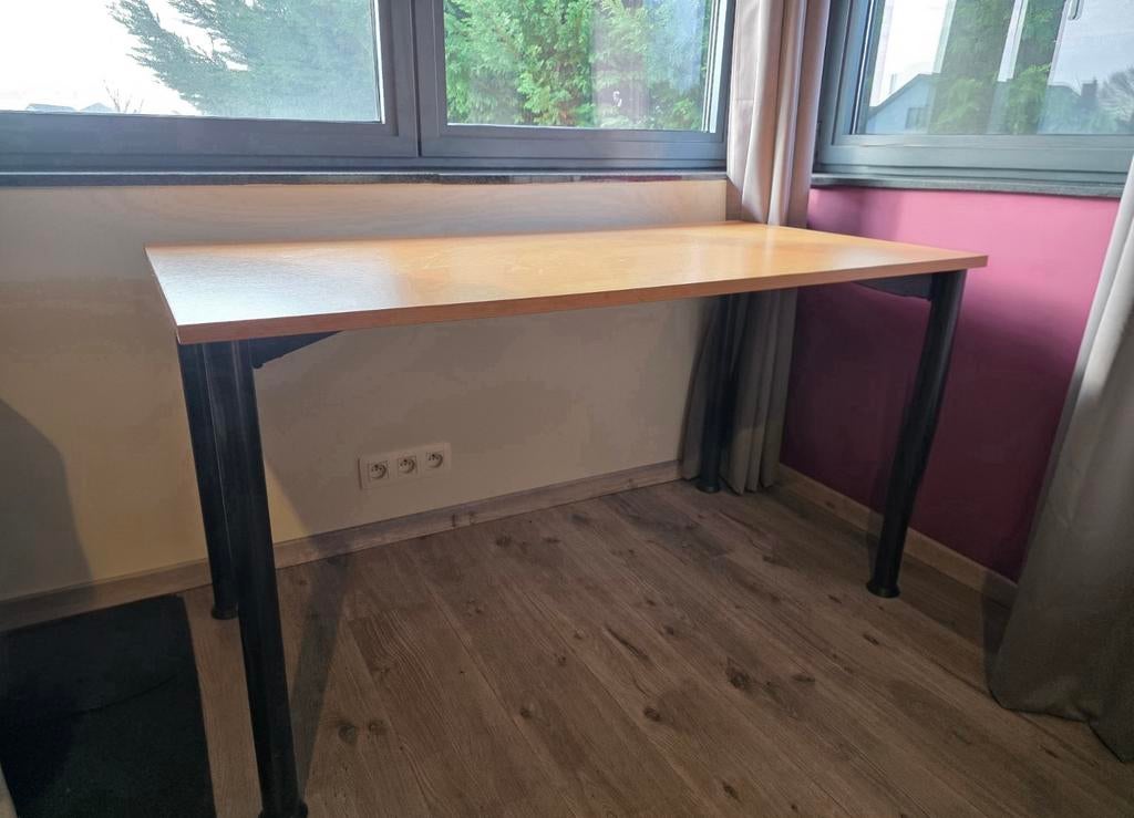 Professionele bureau 140x70, Huis en Inrichting, Bureaus, Ophalen, Gebruikt, Spaanplaat of MDF, Overige merken