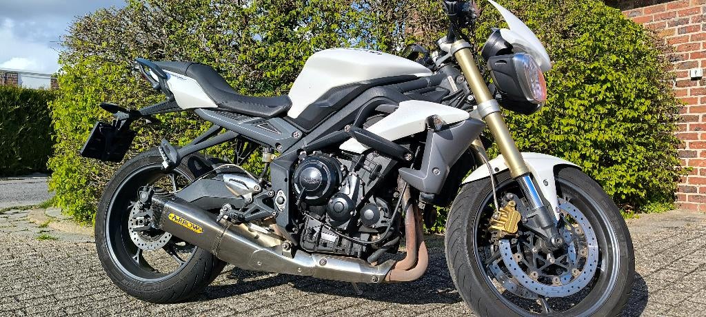 Triumph Street Triple 2013, Motoren, 675 cc, Motorrijbewijs A, 3 cilinders, Meer dan 35 kW