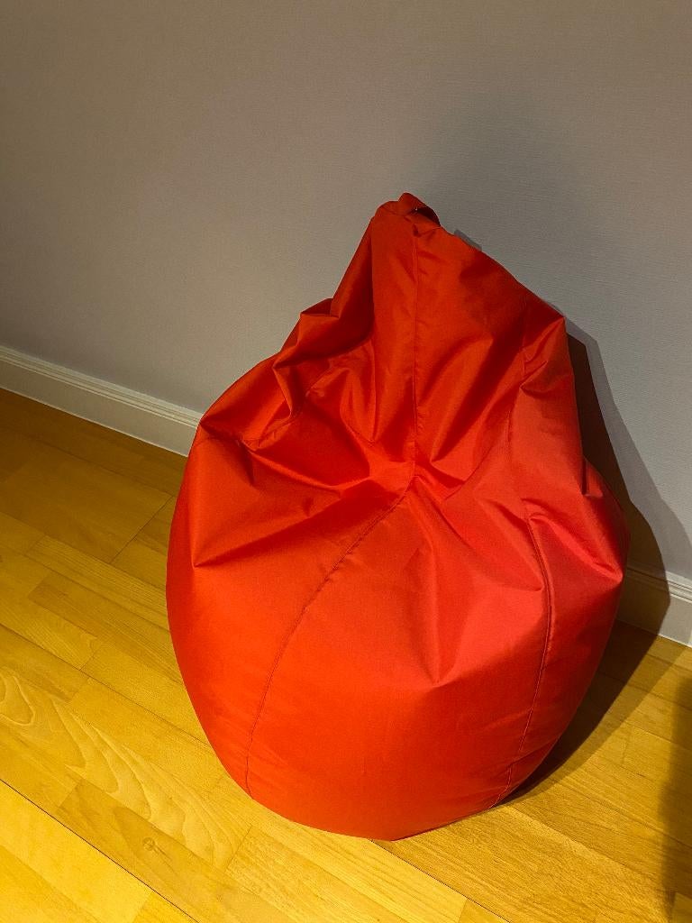 RODE ZITZAK TE KOOP, Ophalen, Zo goed als nieuw