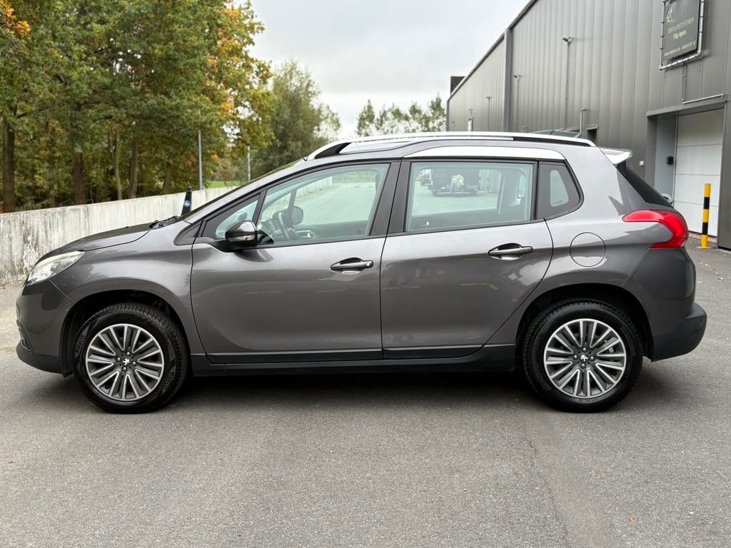 Peugeot 2008 1.2i Benzine 2014 Airco Navigatie Trekhaak, Auto's, Euro 5, Bedrijf, Handgeschakeld, 5 deurs