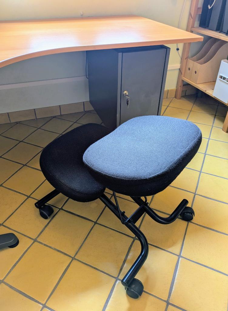 Siège ergonomique assis-genoux, Enlèvement, Utilisé, Chaise de bureau, Ergonomique