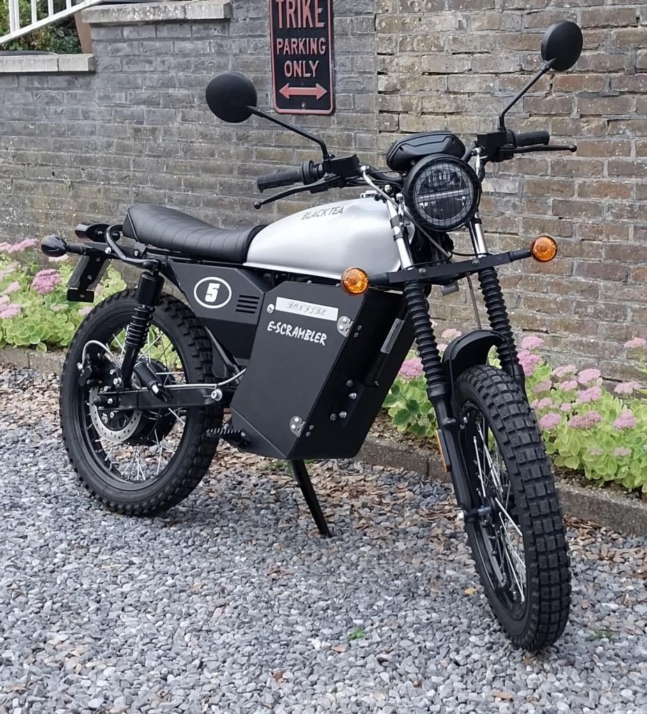 Elektrische bromfiets, E-Scrambler Bonfire,black tea, Fietsen en Brommers, Elektrisch, Nieuw, Ophalen, Overige merken
