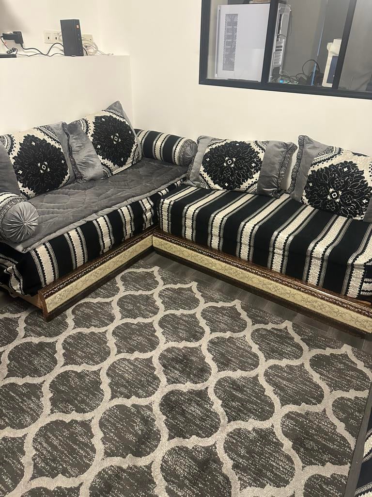 Marokkaanse fauteuil sedari in de woonkamer, Ophalen, Zo goed als nieuw