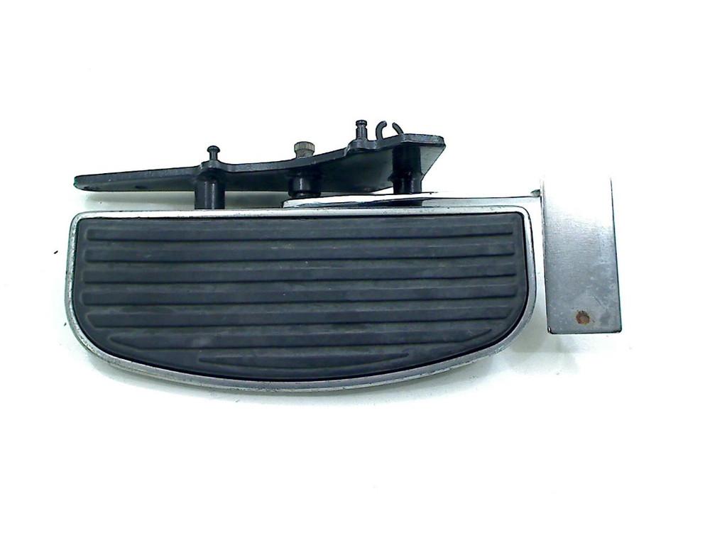 REPOSE PIED AVANT DROIT Kawasaki (34003-1449), Dhr. S. di Majo, Utilisé, Info@cama-motorparts.nl, P.J. Troelstraweg 8 8
3144 CX  MAASSLUIS, NL