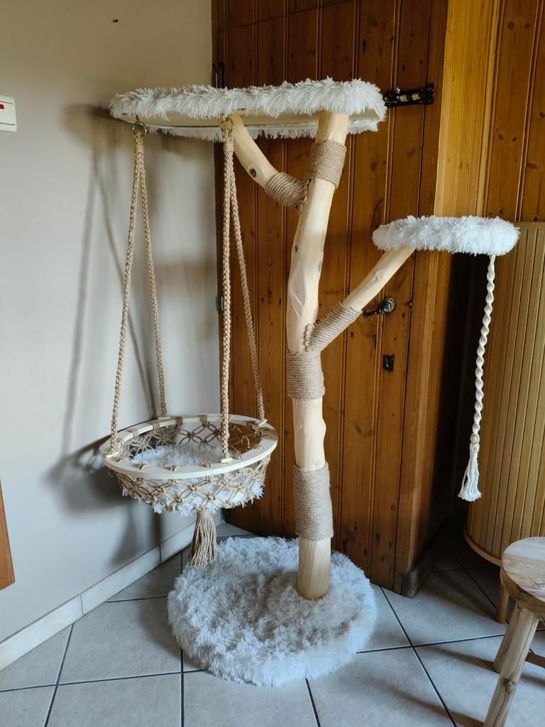 Arbre à chat en bois massif, Ophalen