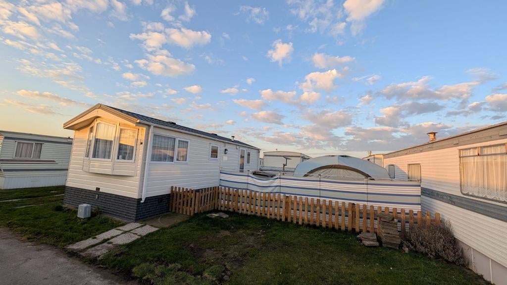 Stacaravan New Horizon 9m x 3m70 Bredene, Caravans en Kamperen, Stacaravans