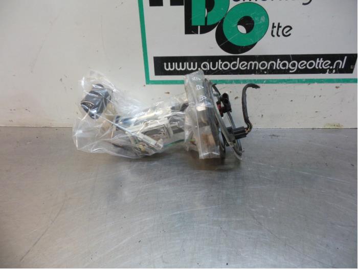 Brandstofpomp Elektrisch van een Ford KA (KA 96-), Auto-onderdelen, Gebruikt, -, -, Ophalen of Verzenden