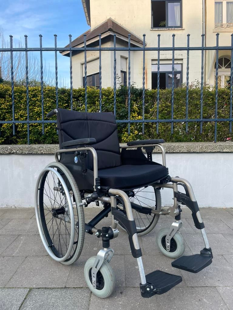 Vermeiren V 300 opvouwbare rolstoel nieuwstaat, Diversen, Ophalen of Verzenden, Inklapbaar, Zo goed als nieuw, Handbewogen rolstoel