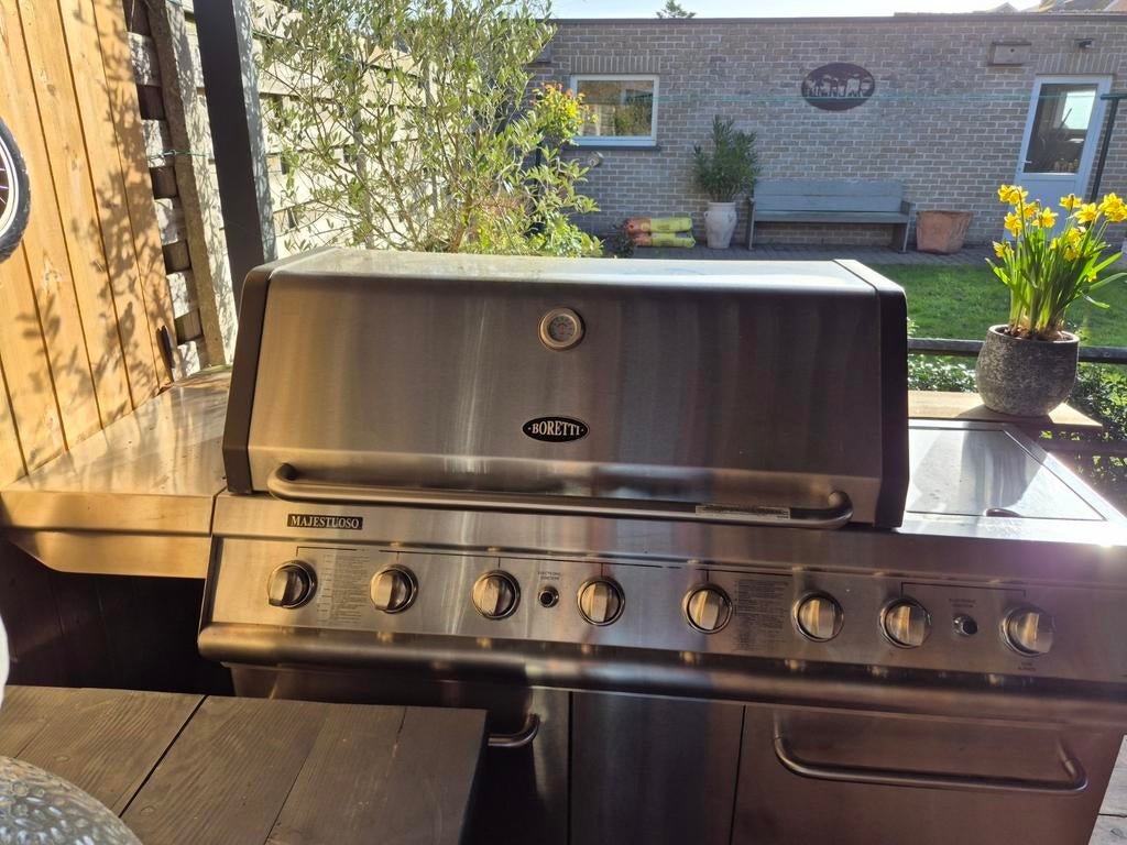 Boretti gas bbq, Enlèvement