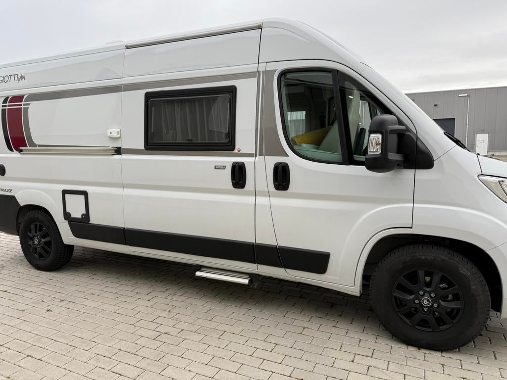 Rapido Giottivan 60T Privilege 1eEig 9383km ap douche/toilet, Caravans en Kamperen, Mobilhomes, Buscamper of Camperbus, Ringverwarming