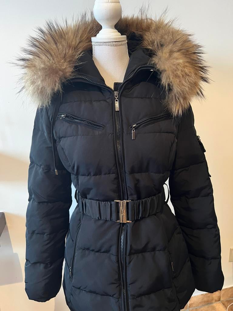 Winterjas met bondkraag, Kleding | Dames, Jassen | Winter, Ophalen of Verzenden, Zo goed als nieuw, Maat 38/40 (M)