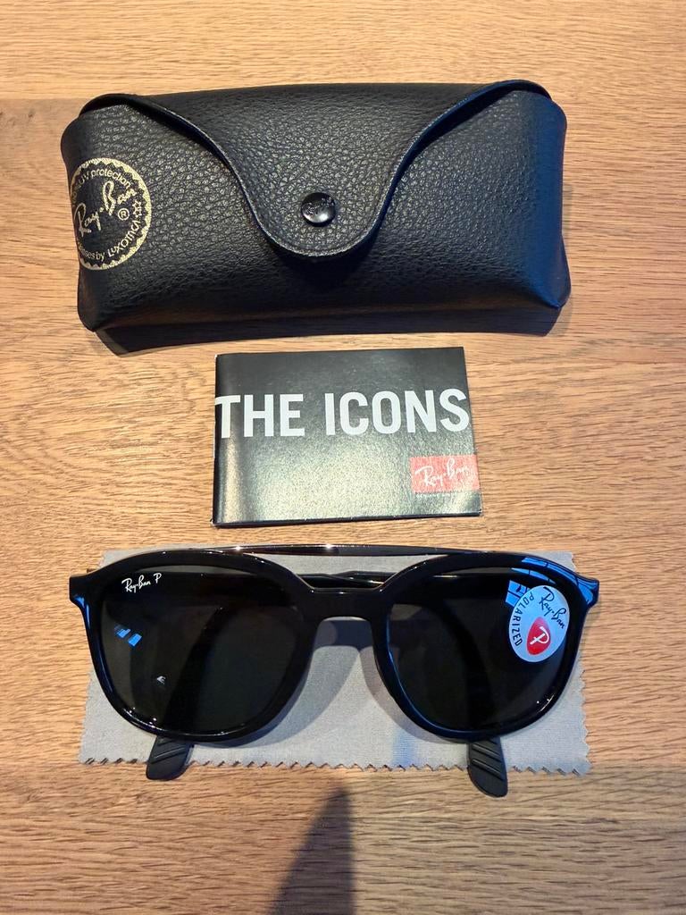 Lunettes de soleil Ray-ban RB4290, Enlèvement ou Envoi, Comme neuf, Ray-Ban, Lunettes de soleil