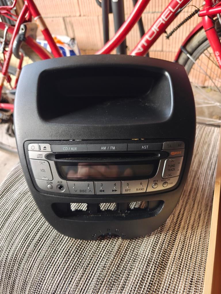 Autoradio Peugeot 107, Enlèvement