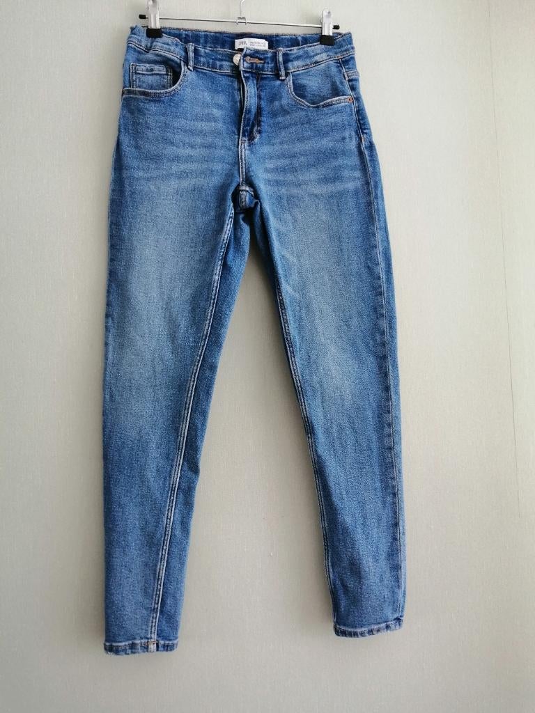 mooie jeansbroek Zara maat 13/14 jaar, Broek, Gebruikt, Zara, Verzenden