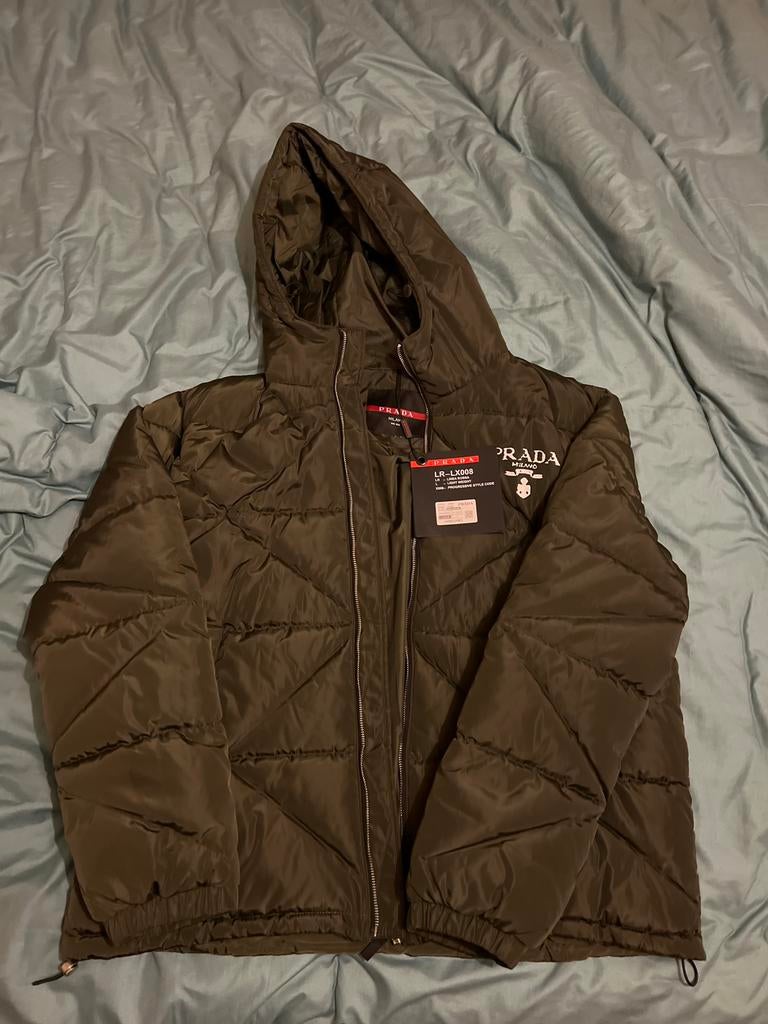 Nieuwe Prada jas, Ophalen of Verzenden, Zo goed als nieuw, Maat 52/54 (L)