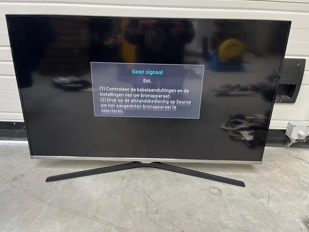 Téléviseur Samsung, 2 pièces avec plateau, Samsung, LED, Nic.debruyne@gmail.com, Enlèvement