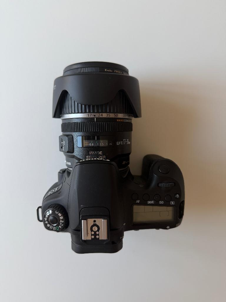 Canon 60D camera + 17-85mm f.4-5.6 lens in zeer goede staat, Audio, Tv en Foto, Spiegelreflex, Canon, Zo goed als nieuw, Ophalen